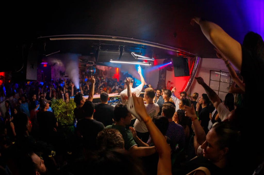 albufeira clubbing portugal