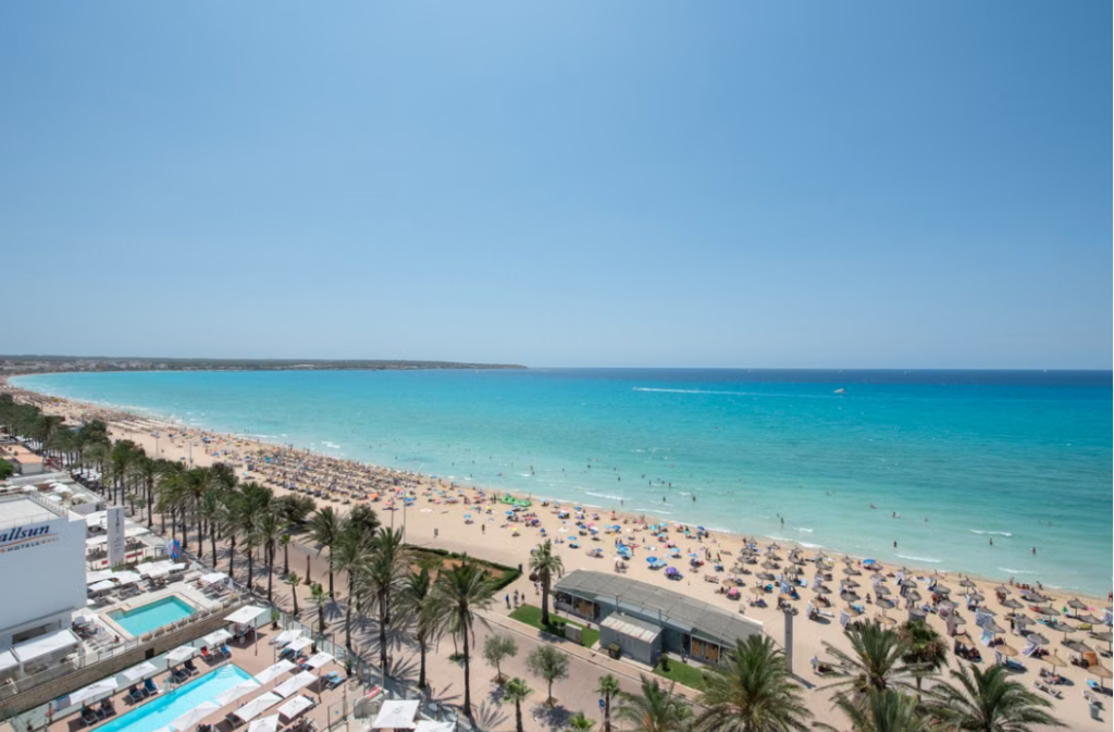 magaluf beach scenery